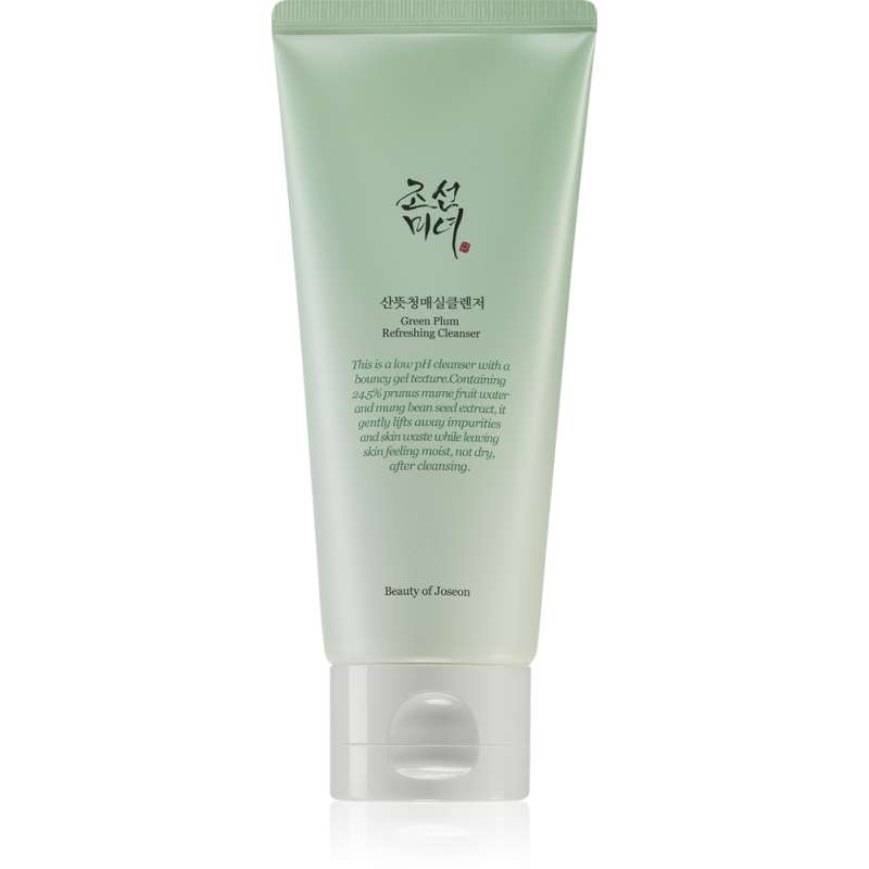 Green Plum Refreshing Cleanser