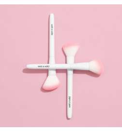 Essential Blush Brush