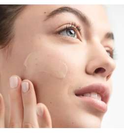 3 Steps Dramatically Different™ Moisturizing Lotion+