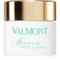 Moisturizing With A Mask Moisturizing With A Mask